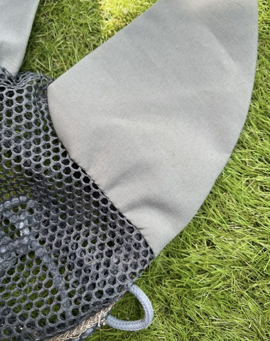 Bonnet gris (cheval) occasion