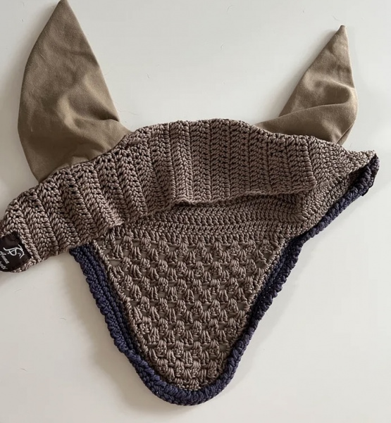 Bonnet Anna Scarpati taupe (cheval) occasion