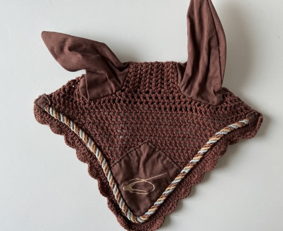 Bonnet Lami-Cell marron (cheval) occasion
