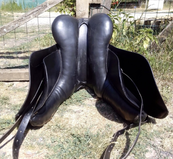 Selle dressage 17,5 pouces occasion
