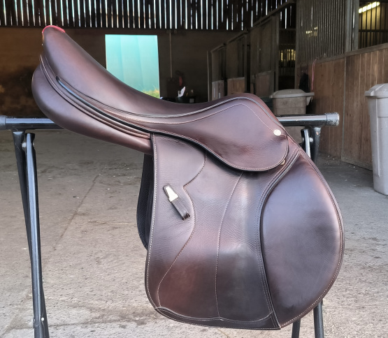 Selle obstacle Equipe synergie 17,5 pouces (2023) occasion