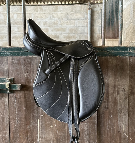 Selle mixte Fouganza ride 17,5 pouces occasion