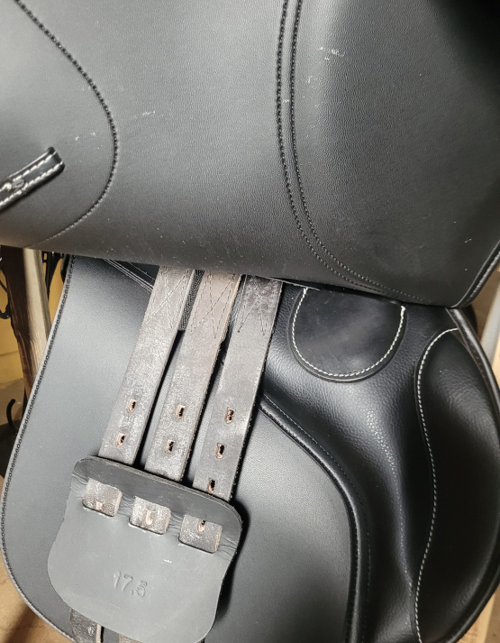 Selle mixte TdeT 17,5 pouces (2025) neuf occasion