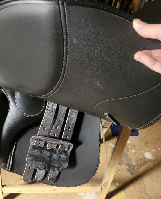 Selle mixte TdeT 17,5 pouces (2025) neuf occasion