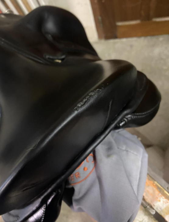 Selle dressage Childeric 17 pouces (2020) occasion