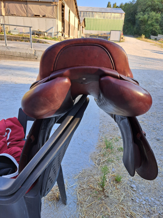 Selle obstacle CWD SE03 17 pouces (2019) occasion