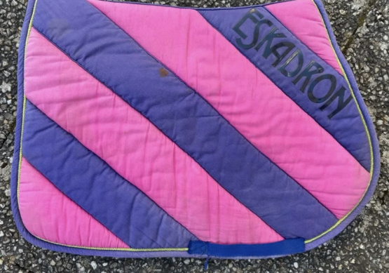 Tapis de selle Eskadron rose et violet occasion