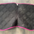 Tapis de selle HKM rose framboise shetland occasion