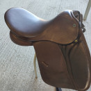 Selle dressage Stubben Juventus 17 pouces (2022) occasion