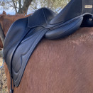Selle dressage Antares Cadence 17 pouces (2022) occasion