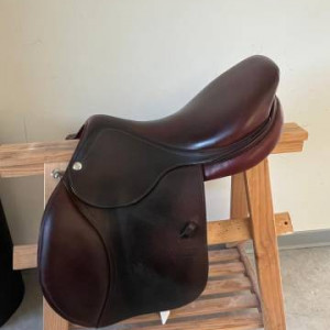 Selle obstacle CWD SE03 17,5 pouces (2016) occasion Selle obstacle CWD SE03 17,5 pouces (2016) occasion