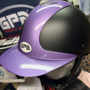 Casque équitation GPA prune (53-54) neuf occasion