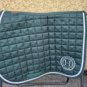 Tapis de selle Harcour vert (cheval) occasion Tapis de selle Harcour vert (cheval) occasion