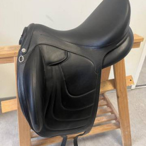 Selle dressage Devoucoux Makila Harmonie (2023) neuf occasion