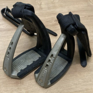 Etriers FreeJump Soft Up Lite et ses étrivières occasion