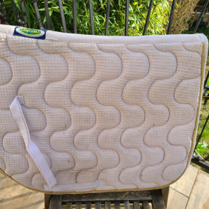Tapis de selle Lami-Cell blanc liseré doré (cheval) occasion