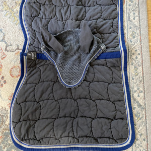 Ensemble tapis & bonnet Anna Scarpati gris occasion