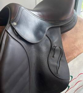 Selle dressage Antares Connexion 17 pouces (2023) occasion