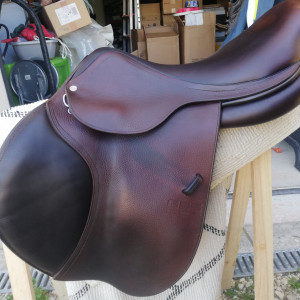 Selle obstacle GBS 17,5 pouces occasion