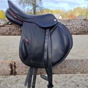 Selle mixte CWD 17,5 pouces (2023) occasion