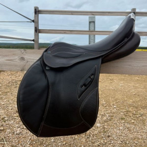 Selle obstacle Stubben Phœnix Élite 17,5 pouces  (2021) occasion