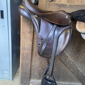 Selle randonnée sellerie Baude 17,5 pouces (2018) occasion