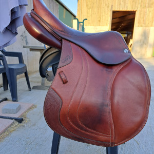 Selle obstacle CWD SE03 17 pouces (2019) occasion