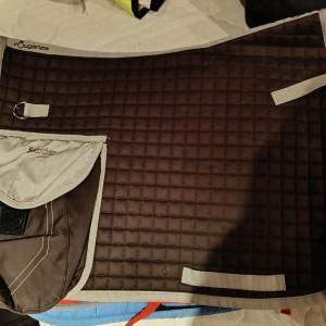 Tapis Fouganza marron occasion