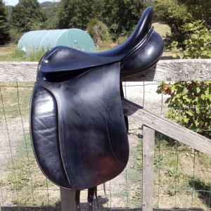 Selle dressage 17,5 pouces occasion