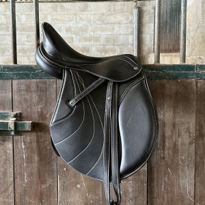 Selle mixte Fouganza ride 17,5 pouces occasion