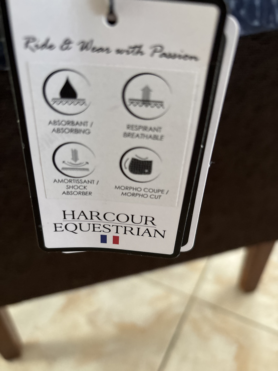 Tapis de selle Harcour bleu (cheval)& casquette neuf occasion