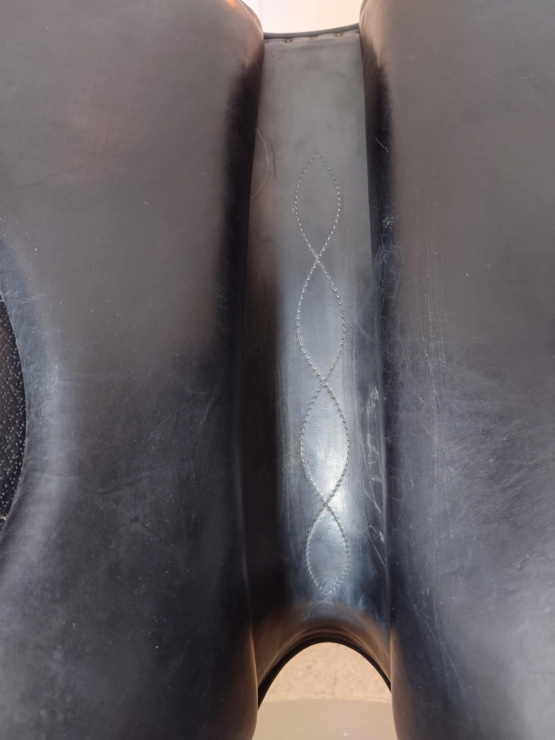 Selle dressage Antares 17 pouces occasion