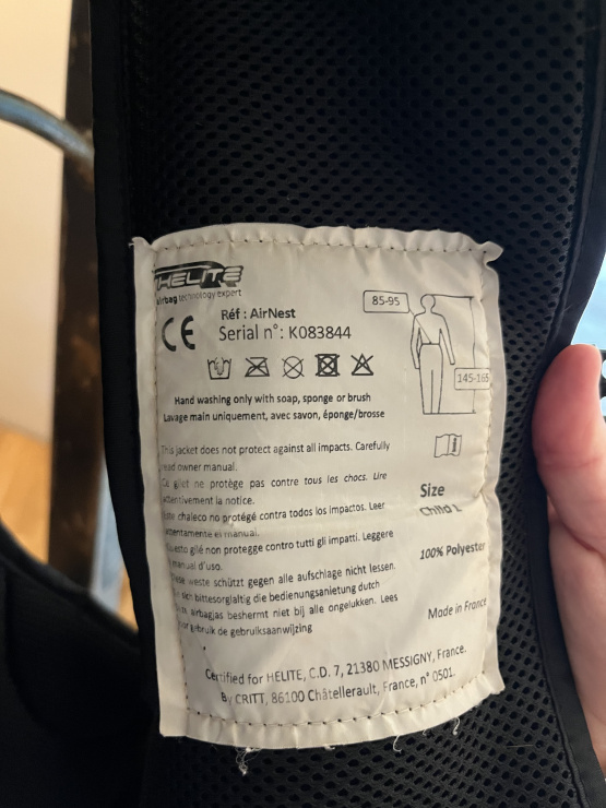 Gilet airbag Helite (14 ans) occasion Gilet airbag Helite (14 ans) occasion