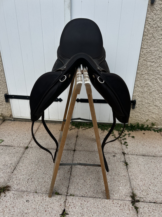 Selle dressage Antares Signature 17,5 pouces occasion