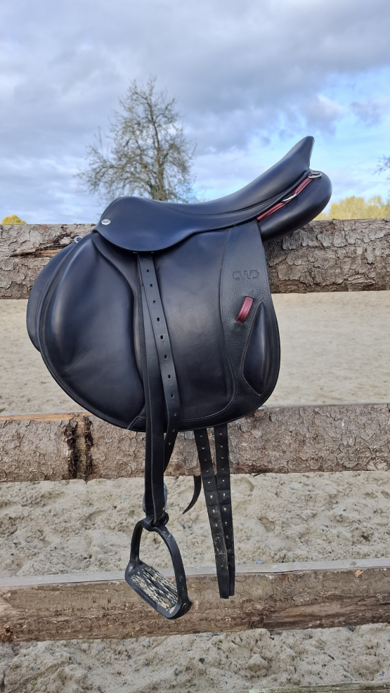 Selle mixte CWD 17,5 pouces (2023) occasion