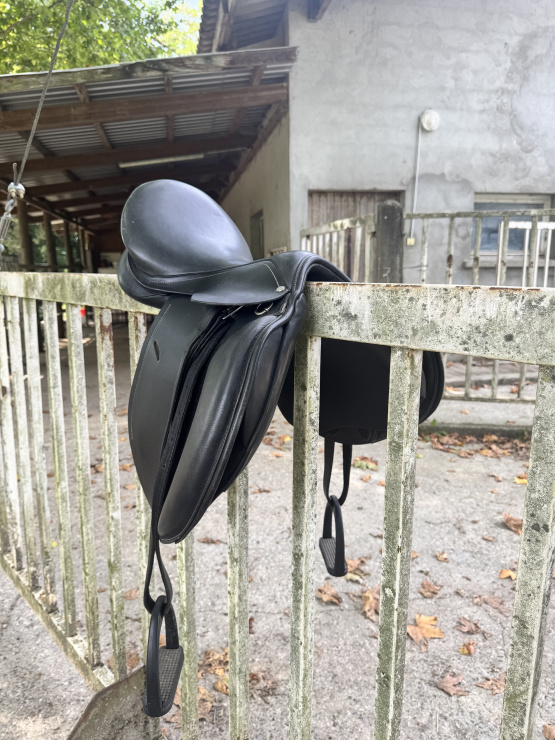 Selle mixte Fouganza 17,5 pouces (2021) occasion