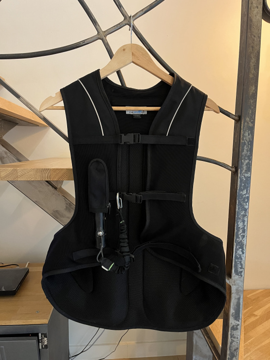 Gilet airbag Helite (14 ans) occasion Gilet airbag Helite (14 ans) occasion