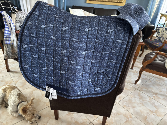 Tapis de selle Harcour bleu (cheval)& casquette neuf occasion