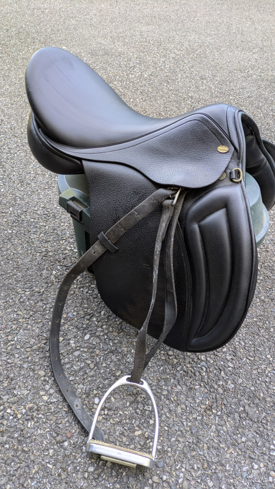 Selle mixte Euroriding Topas 18 pouces occasion