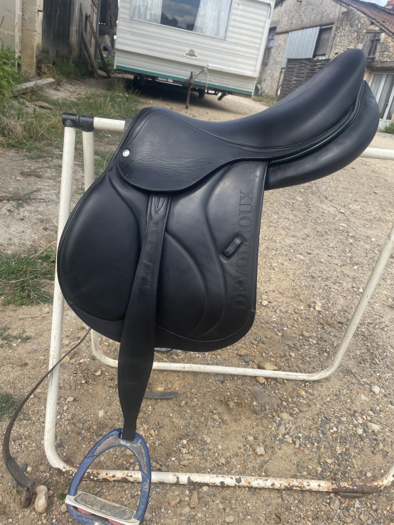Selle obstacle Devoucoux Biarritz O 17,5 pouces (2024) occasion