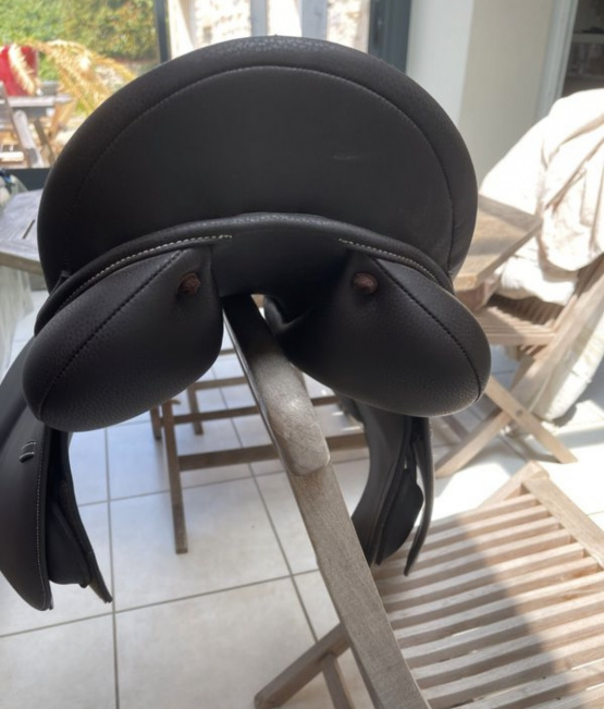 Selle mixte Norton 17,5 pouces occasion