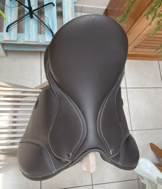 Selle mixte Norton 17,5 pouces occasion