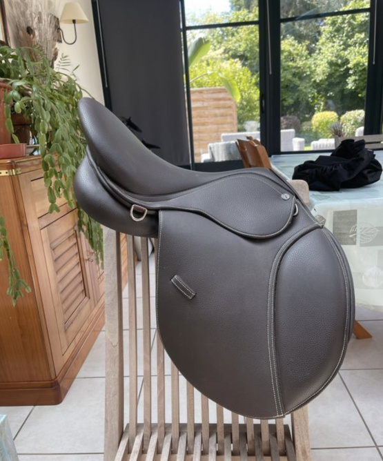 Selle mixte Norton 17,5 pouces occasion