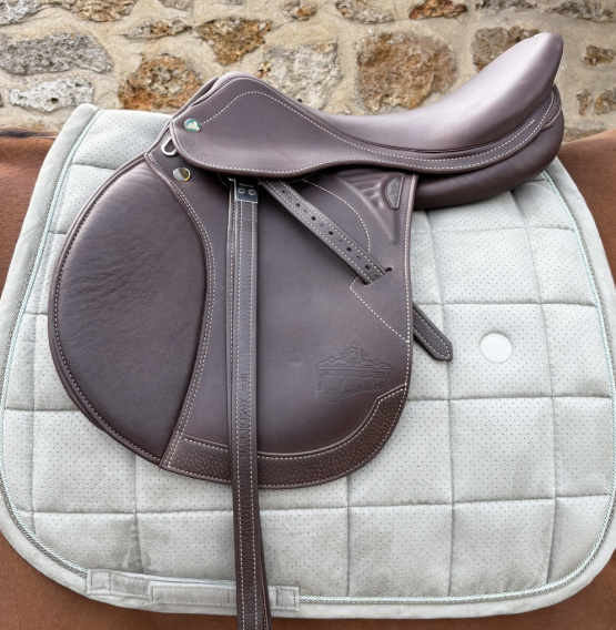 Selle Prestige Versailles 17 pouces (2020) occasion