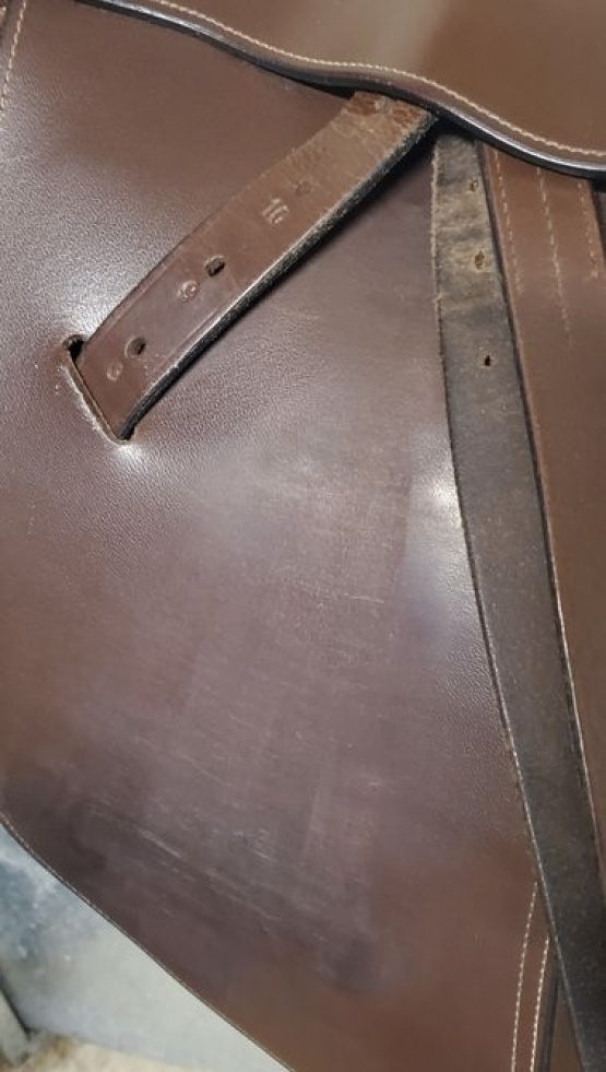 Selle mixte Éric Thomas Hybrid 17,5 pouces (2024) occasion