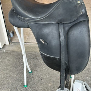 Selle dressage Wintec Cair Isabella 16,5 pouces occasion