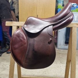 Selle obstacle CWD SE 02 17,5 pouces