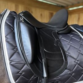 Selle dressage Éric Thomas Fitter 17 pouces (2024)