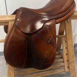 Selle obstacle Macel 17,5 pouces (2023)