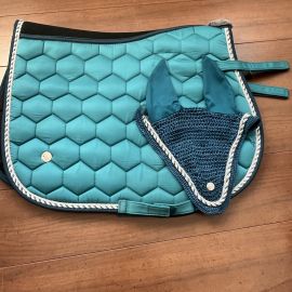 Tapis de selle & bonnet bleu turquoise (cob)